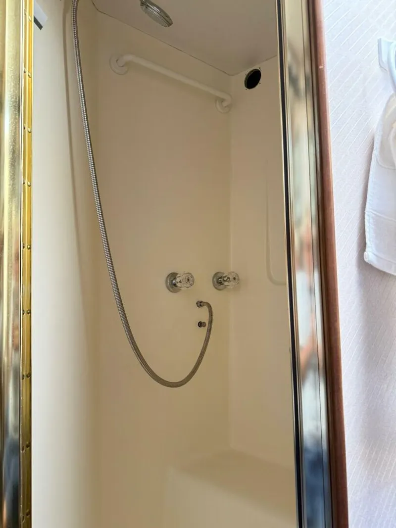 Slide: The Image of Master shower - 5594714