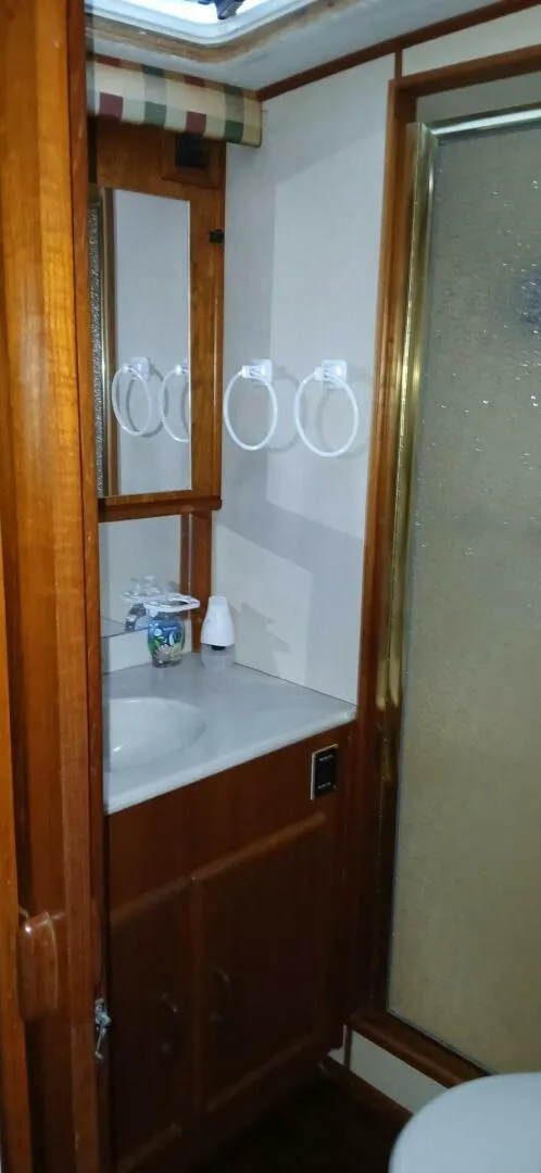 Slide: The Image of Guest head & shower - 5605217