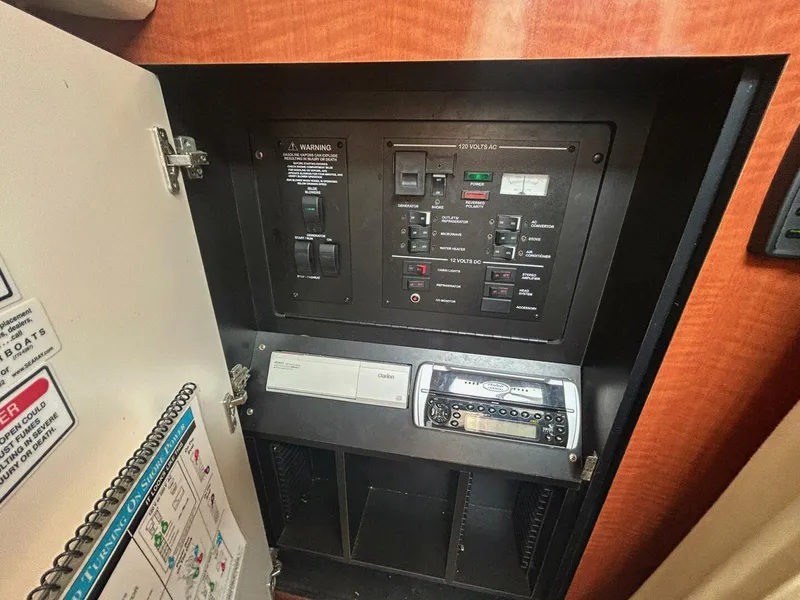 Slide: The Image of Sea Ray 280 Sundancer 2005 - 5594751