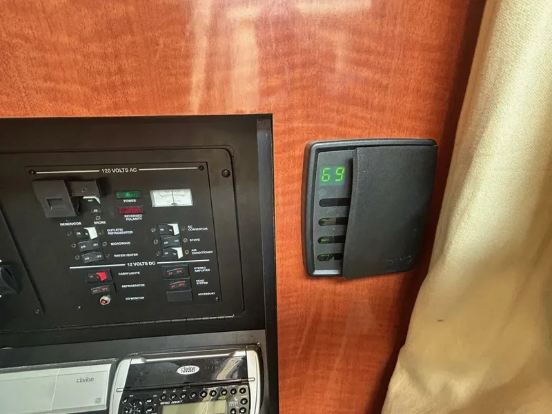 Slide: The Image of Sea Ray 280 Sundancer 2005 - 5594752