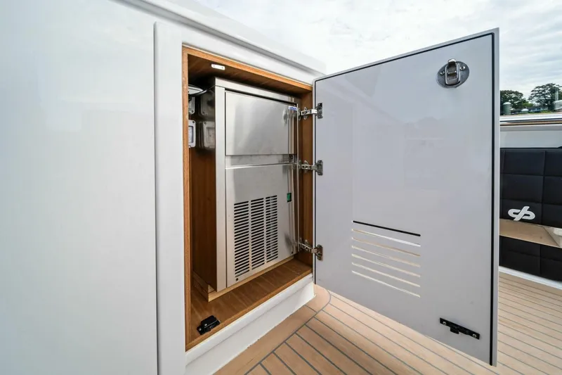 Slide: The Image of Pardo Yachts 43 2024 - 5608710