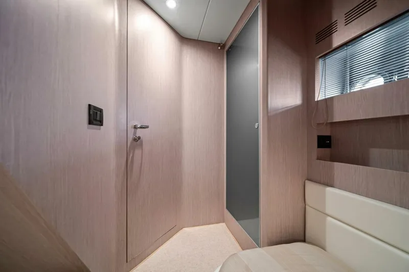 Slide: The Image of Riva Rivale 2015 - 5594933