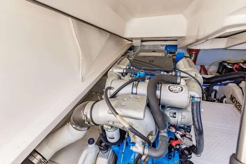 Slide: The Image of Tiara 3100 Coronet 2015 - 5595113