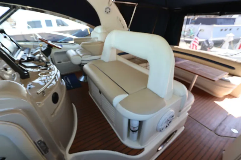 Slide: The Image of Sea Ray 420 Sundancer 2004 - 5595338
