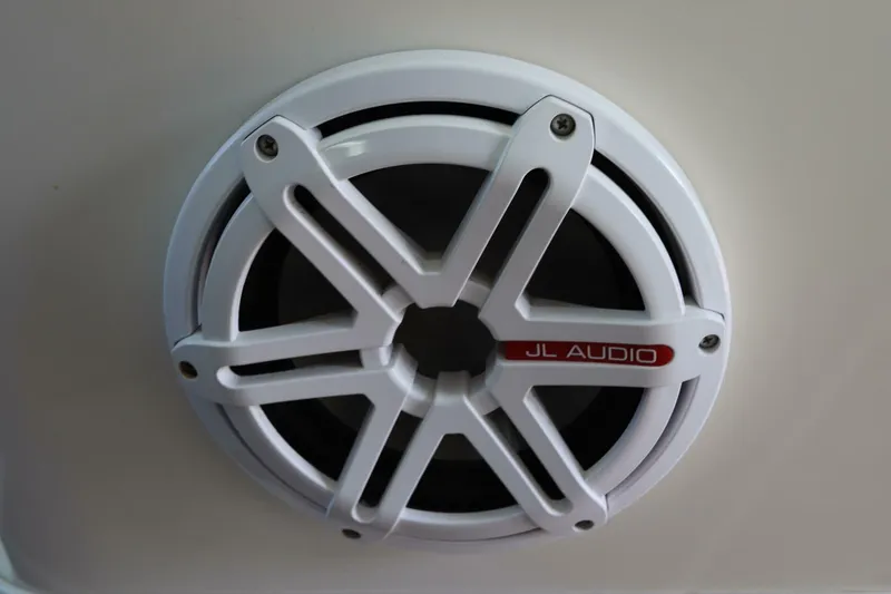 Slide: The Image of Sea Ray 420 Sundancer 2004 - 5595340