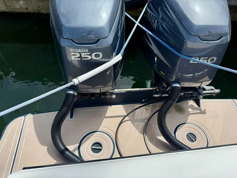 Slide: The Image of Bluewater 2850 2003 - 5595747