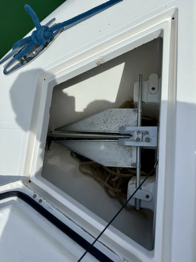 Slide: The Image of Bluewater 2850 2003 - 5595753