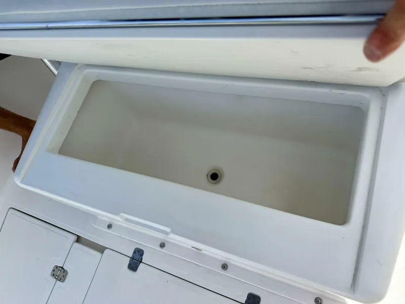 Slide: The Image of Bluewater 2850 2003 - 5595755