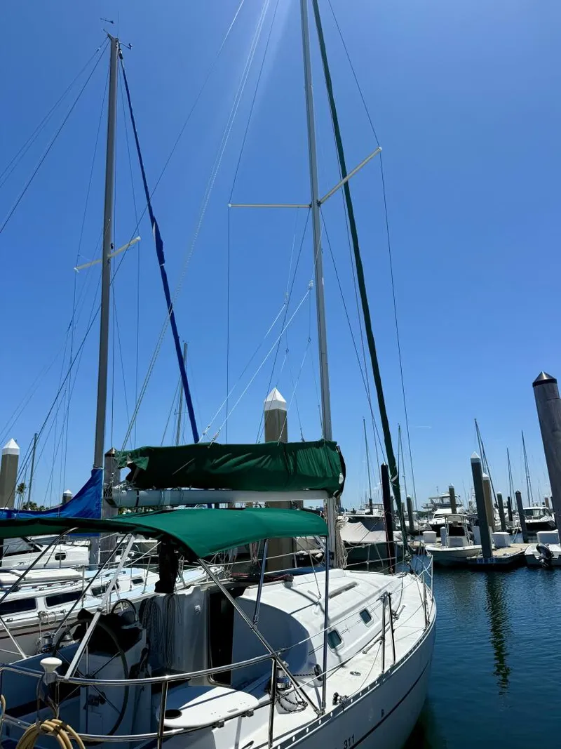 Slide: The Image of Beneteau Oceanis Clipper 311 2002 - 5595768