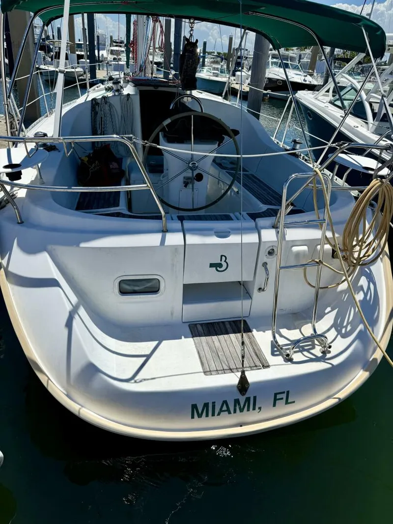 Slide: The Image of Beneteau Oceanis Clipper 311 2002 - 5595770