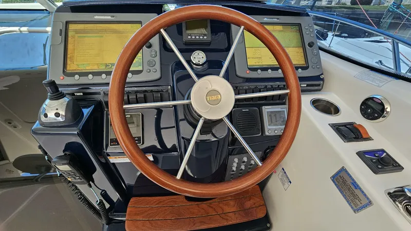 Slide: The Image of Tiara 3900 Sovran 2007 - 5599339