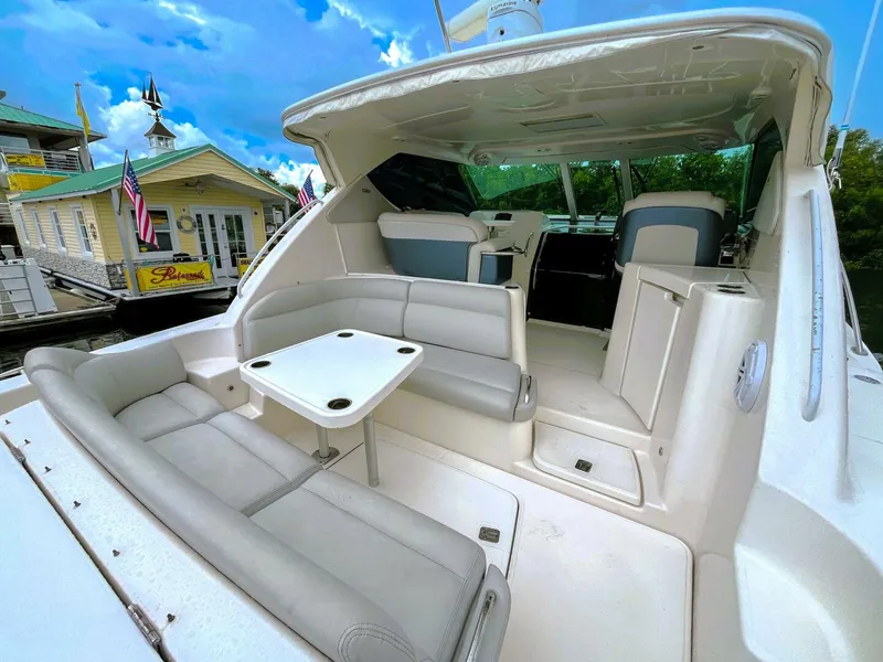 Slide: The Image of Tiara 3900 Sovran 2007 - 5596355