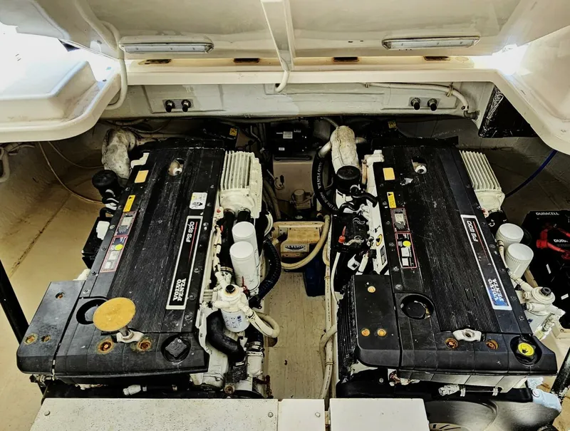 Slide: The Image of Tiara 3900 Sovran 2007 - 5599628