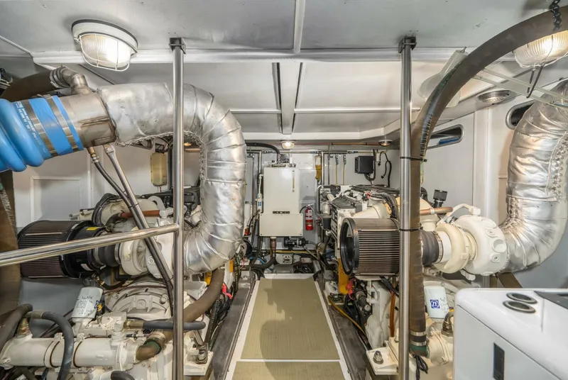 Slide: The Image of President Skylounge 2005 - 5597163