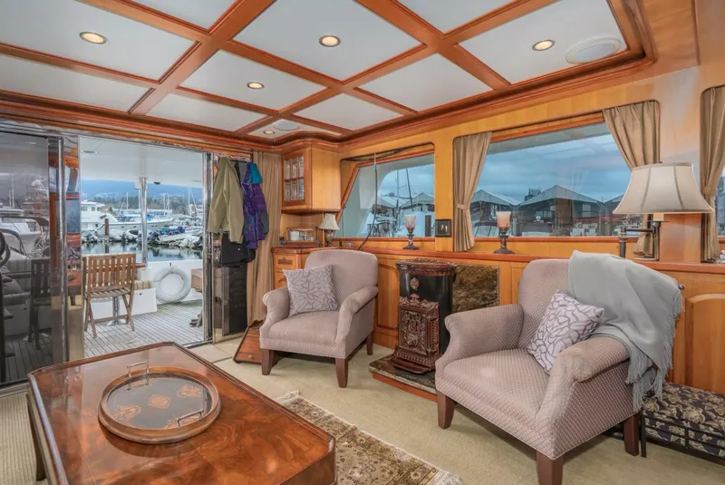 Slide: The Image of President Skylounge 2005 - 5597176