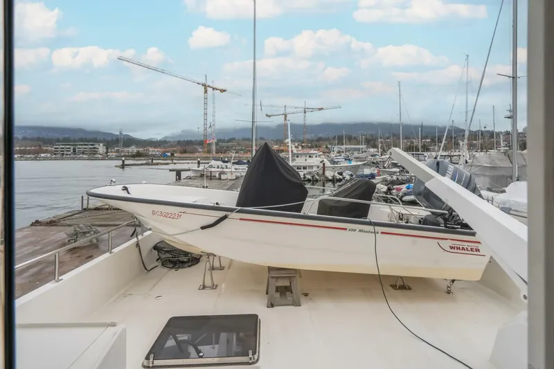 Slide: The Image of President Skylounge 2005 - 5597183