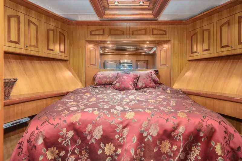 Slide: The Image of President Skylounge 2005 - 5597184