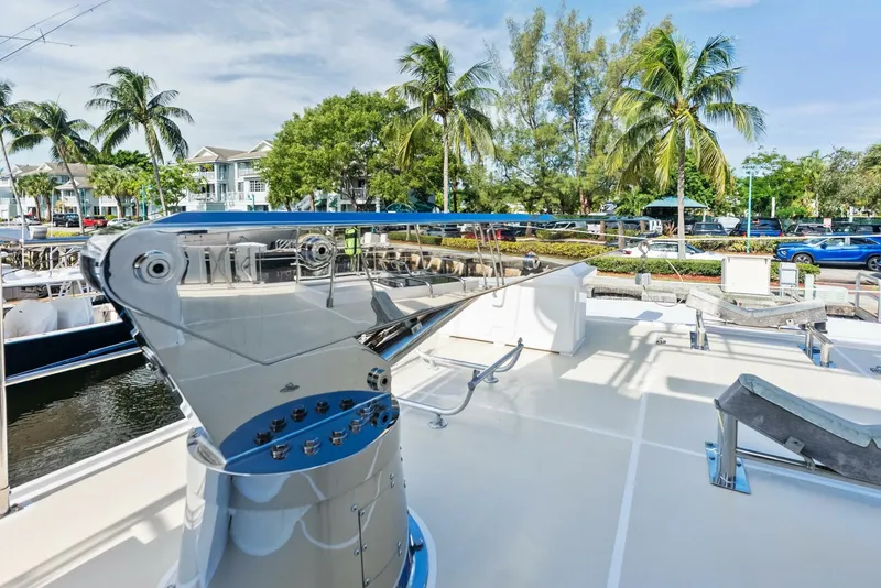 Slide: The Image of Grand Banks 72 Aleutian RP 2005 - 5818353