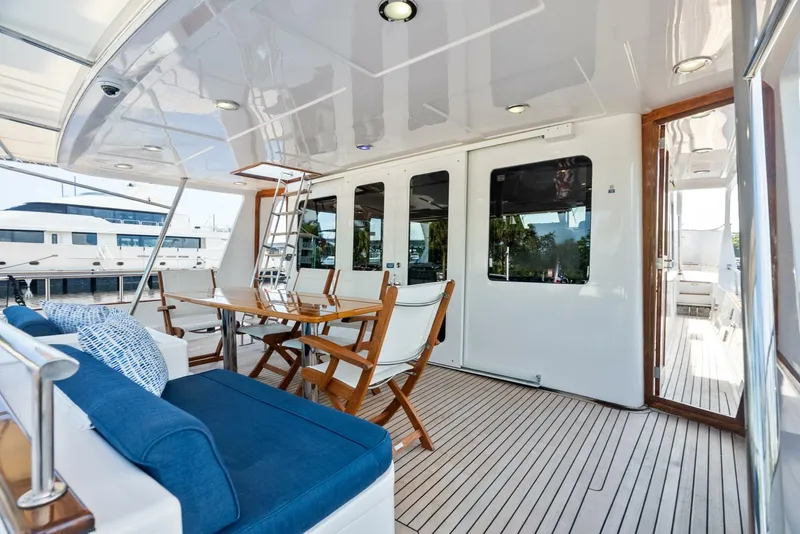 Slide: The Image of Grand Banks 72 Aleutian RP 2005 - 5818235