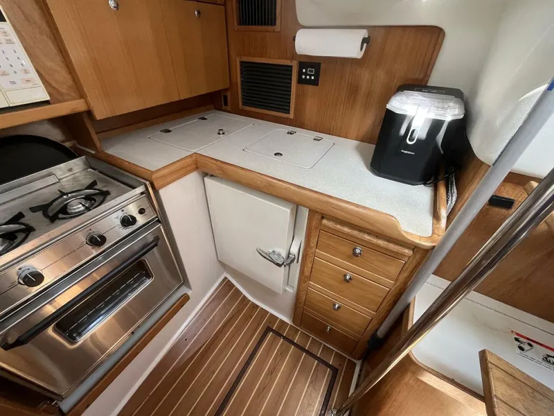 Slide: The Image of Catalina 350 2003 - 5598019