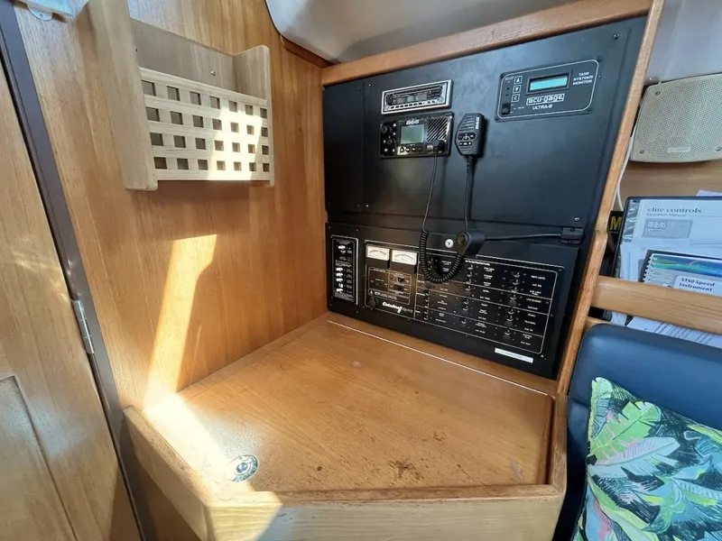 Slide: The Image of Catalina 350 2003 - 5598025