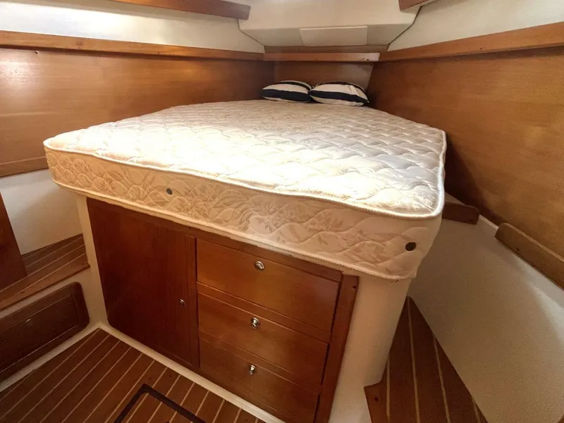 Slide: The Image of Catalina 350 2003 - 5598032