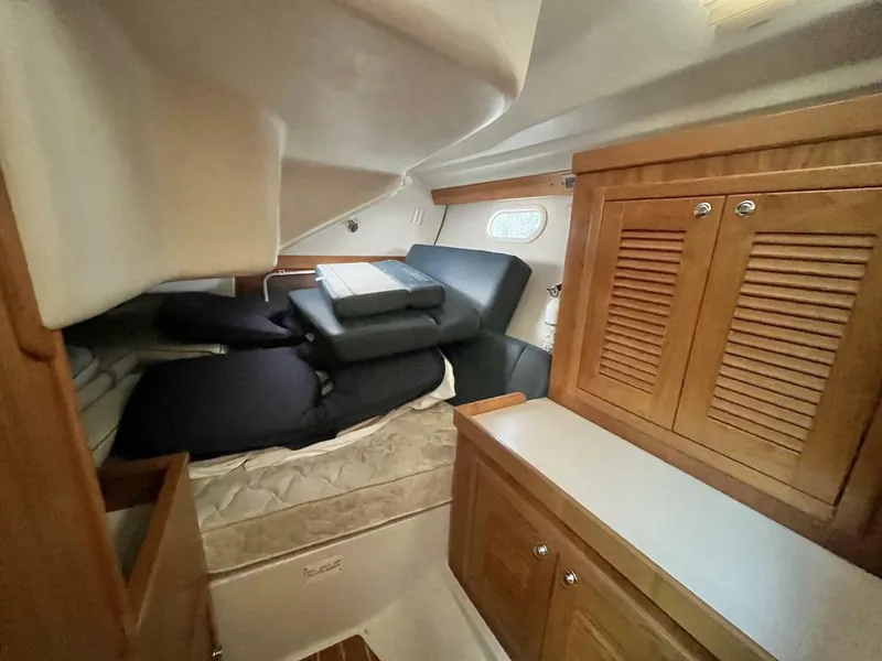 Slide: The Image of Catalina 350 2003 - 5598055