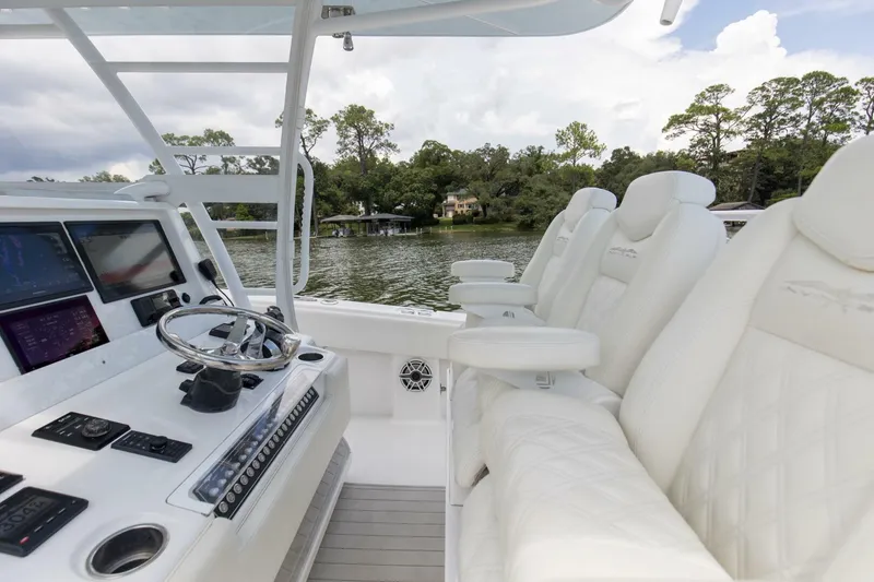 Slide: The Image of 2020 Invincible 39 Open Fisherman Helm And Electronics (5) - 5598186