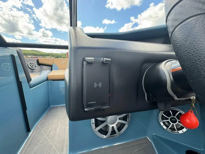 Slide: The Image of ATX 24 Type S 2020 - 5597876