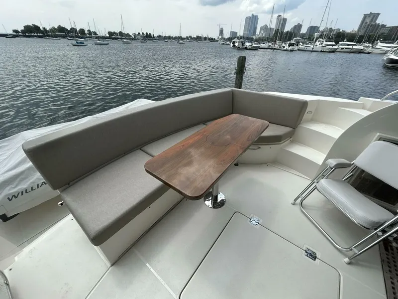 Slide: The Image of Carver Yachts 52 Coupe 2018 - 5877537
