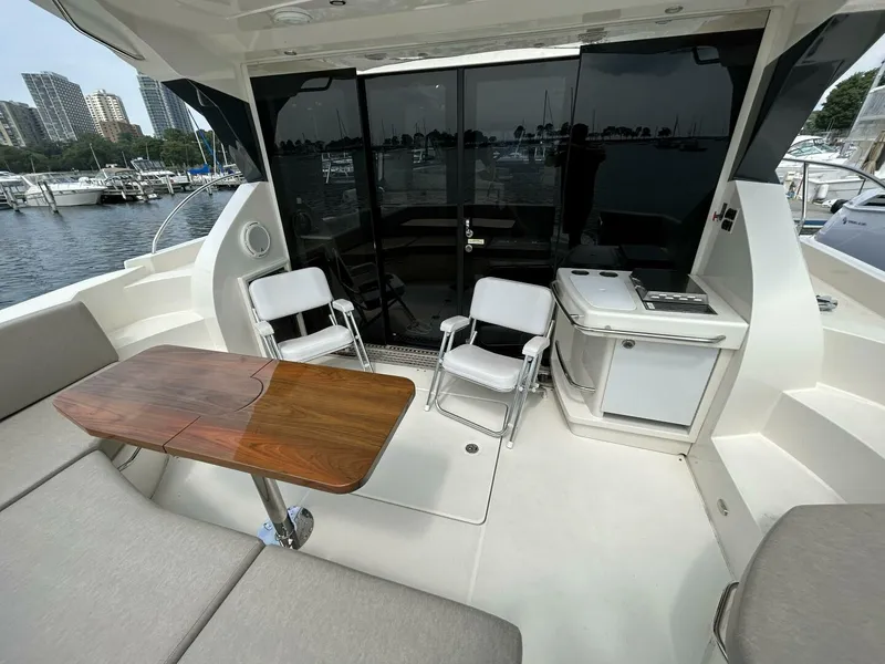 Slide: The Image of Carver Yachts 52 Coupe 2018 - 5877511