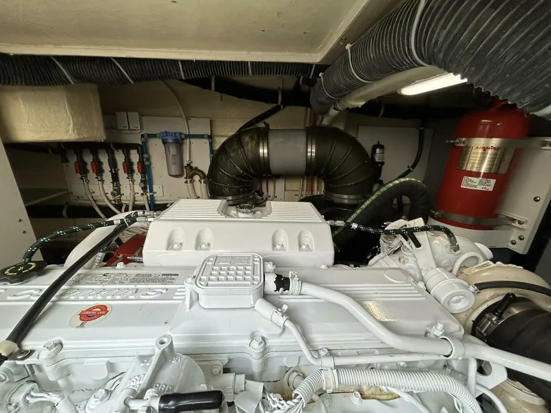 Slide: The Image of Carver Yachts 52 Coupe 2018 - 5877520