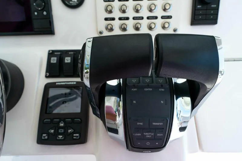 Slide: The Image of Intrepid 407 Panacea 2021 - 5598827