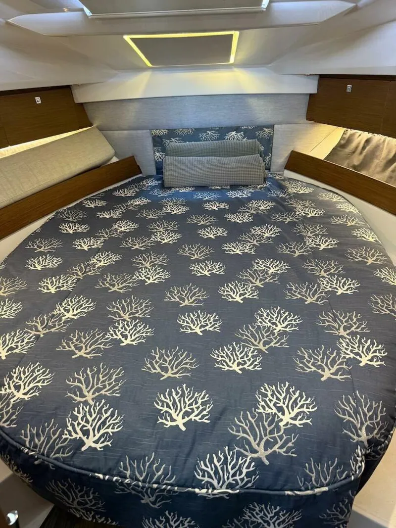 Slide: The Image of Jeanneau NC 895 2021 - 5599645