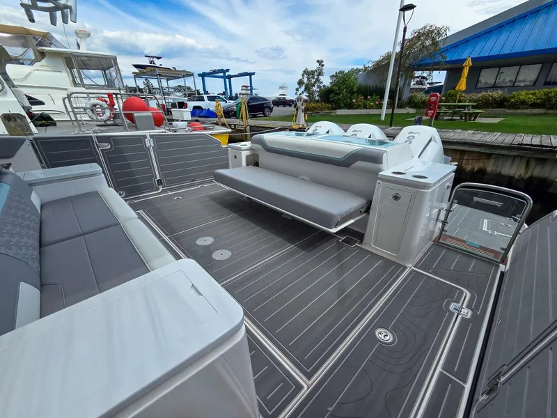 Slide: The Image of Regal 50 SAV 2025 - 5603546