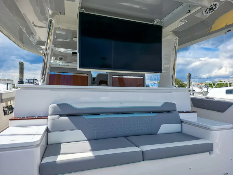 Slide: The Image of Regal 50 SAV 2025 - 5603549