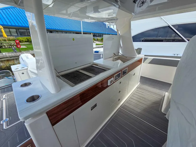 Slide: The Image of Regal 50 SAV 2025 - 5603592