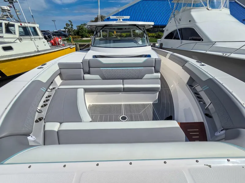 Slide: The Image of Regal 50 SAV 2025 - 5603554