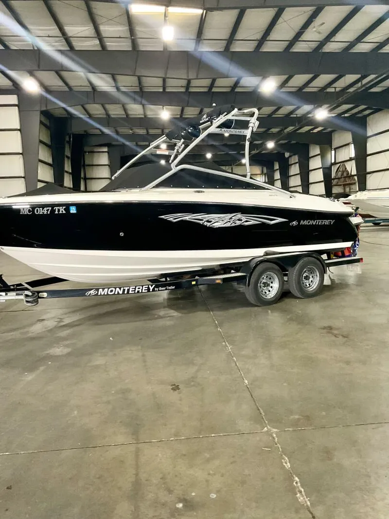 Slide: The Image of Monterey 224 FS 2012 - 5599914