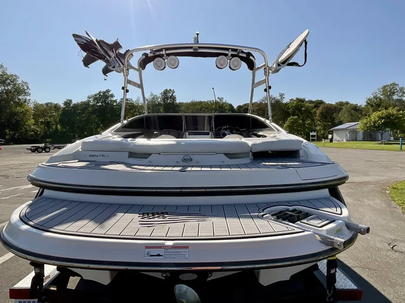 Slide: The Image of Monterey 224 FS 2012 - 5599904