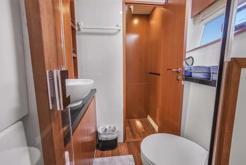 Slide: The Image of Aquila 44 2017 - 5602220