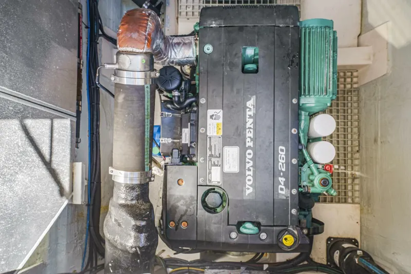 Slide: The Image of Aquila 44 2017 - 5602212