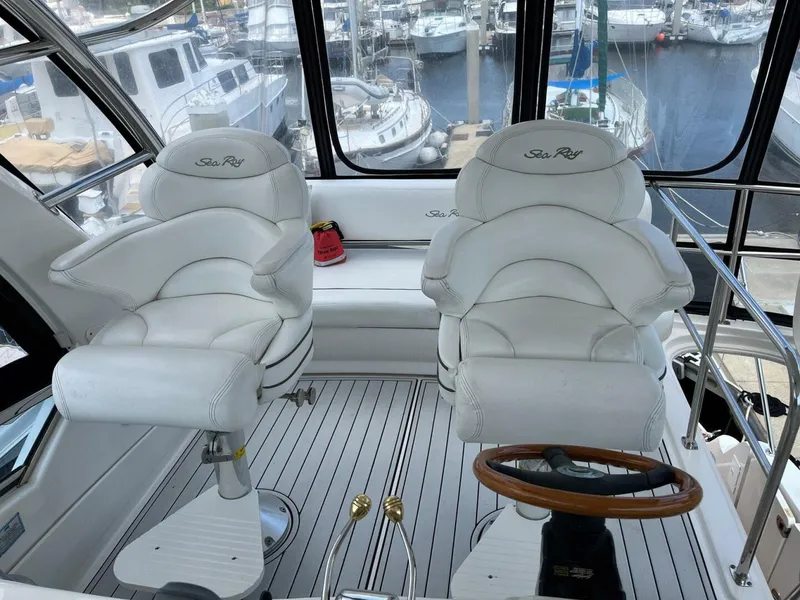 Slide: The Image of Sea Ray 52 Sedan Bridge 2007 - 5600225