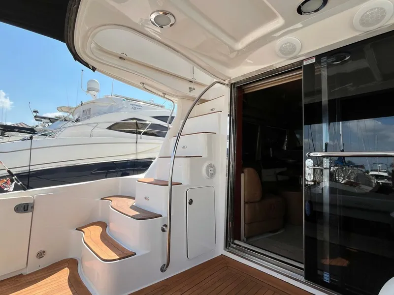 Slide: The Image of Sea Ray 52 Sedan Bridge 2007 - 5600227