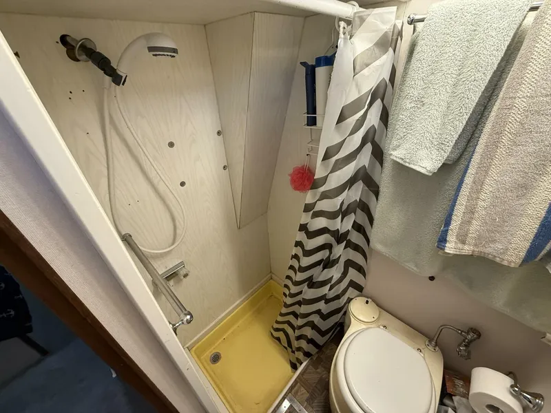 Slide: The Image of Chris-Craft 42 Commander 1970 - 5600383