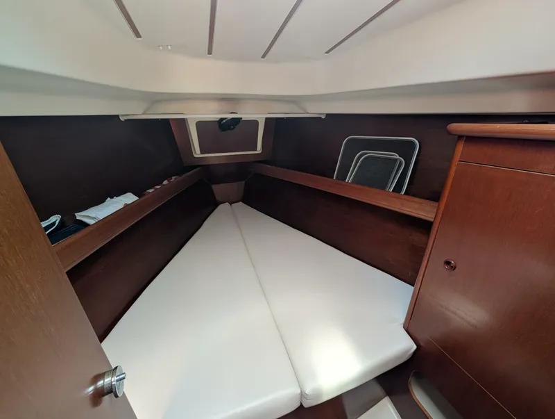 Slide: The Image of Beneteau 361 1999 - 5600717