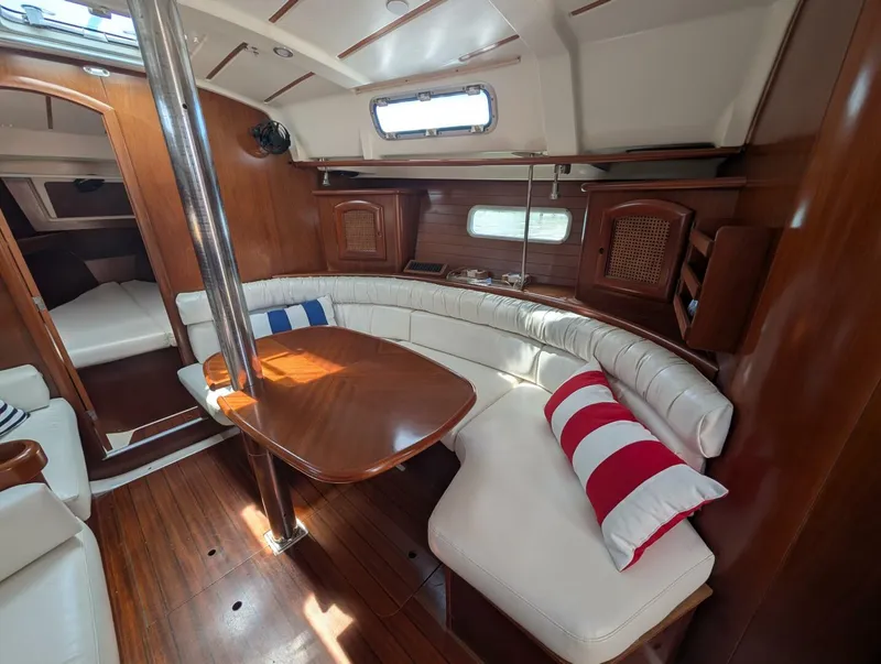 Slide: The Image of Beneteau 361 1999 - 5600722