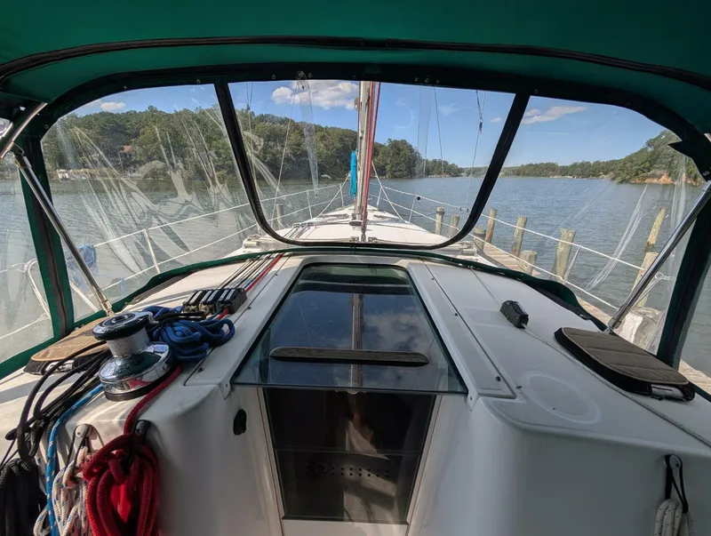 Slide: The Image of Beneteau 373 2006 - 5600750