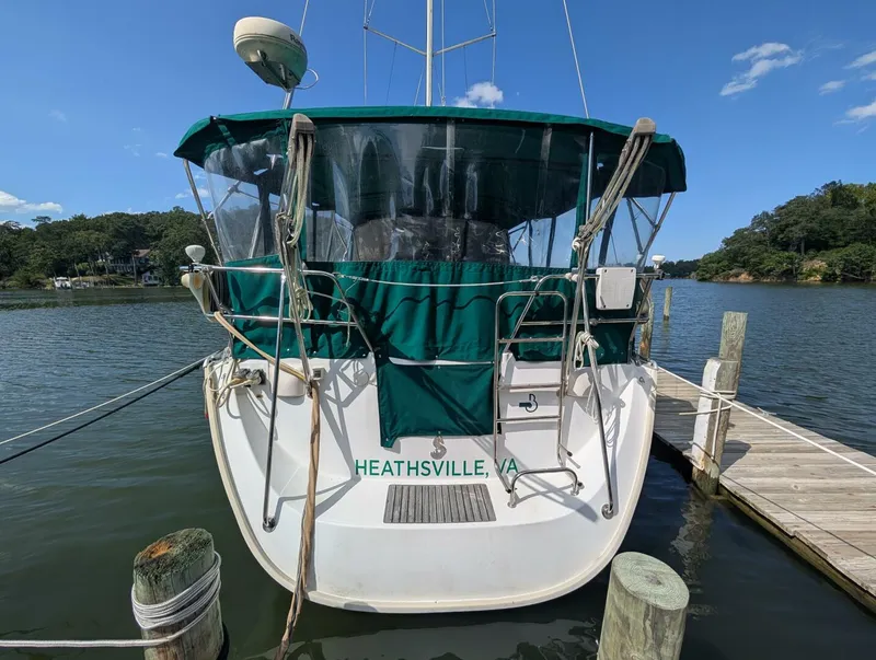 Slide: The Image of Beneteau 373 2006 - 5600753