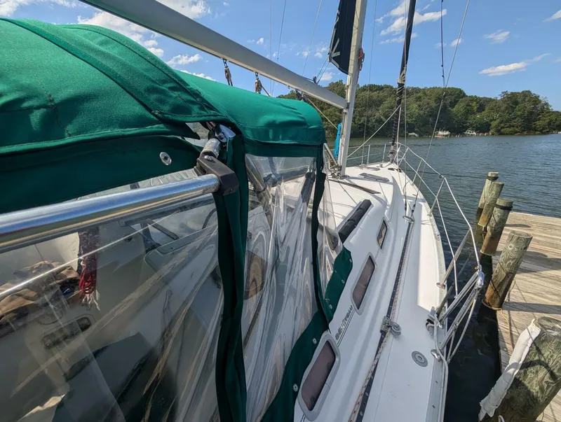 Slide: The Image of Beneteau 373 2006 - 5600754